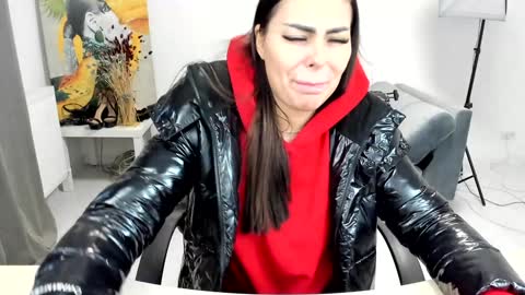 sassytiff online show from 22, 12, 2025