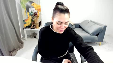 sassytiff online show from 10, 1, 2026