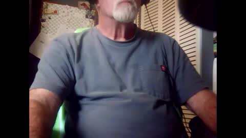 Snapshot of satyr64 chatting on 30, 4, 2026 satyr64 online show from 30, 4, 2026