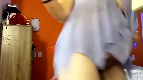 Snapshot of saucybear666 chatting on 21, 12, 2024 SnowBunny online show from 21, 12, 2024