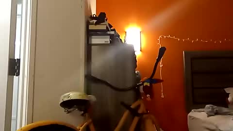 Snapshot of saucybear666 chatting on 3, 2, 2025 SnowBunny online show from 3, 2, 2025