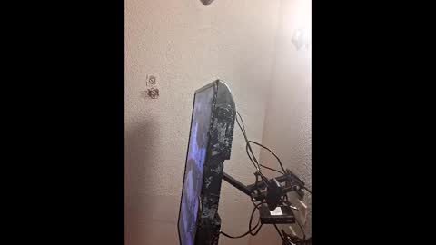 Snapshot of saucybear666 chatting on 16, 10, 2025 SnowBunny online show from 16, 10, 2025