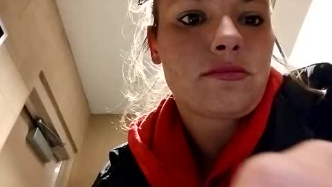 Snapshot of savannahjays chatting on 20, 11, 2025 savannahjays online show from 20, 11, 2025