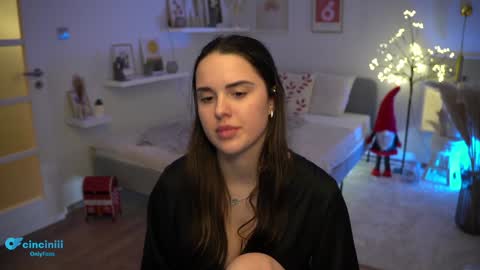 Snapshot of savvage_play chatting on 3, 1, 2025 Naomi online show from 3, 1, 2025