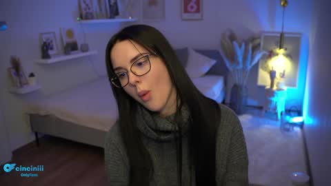 Snapshot of savvage_play chatting on 15, 1, 2025 Naomi online show from 15, 1, 2025