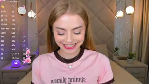 Snapshot of sayl0r_moon chatting on 12, 3, 2025 Kira GMT 7 Mon Thu-Sun 0800am-0200pm online show from 12, 3, 2025