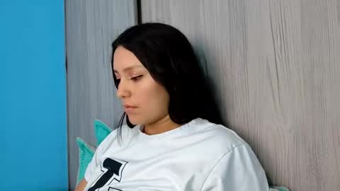 sayuce black online show from 28, 1, 2025