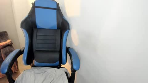 Snapshot of scarbadgirl_ chatting on 20, 11, 2025 scarbadgirl_ online show from 20, 11, 2025