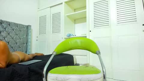 scarle222421 online show from 12, 1, 2026