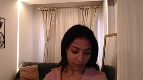 Snapshot of scarleet_miaa chatting on 4, 5, 2026 Scaelet Mia online show from 4, 5, 2026