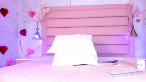 Snapshot of scarleett22 chatting on 9, 7, 2026 Scarleet online show from 9, 7, 2026