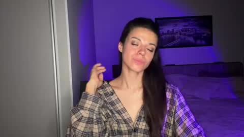 Snapshot of scarlet_daisy_ chatting on 7, 7, 2026 Sophie online show from 7, 7, 2026