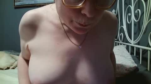 Snapshot of scarlet_envyy chatting on 14, 9, 2025 scarlet_envyy online show from 14, 9, 2025