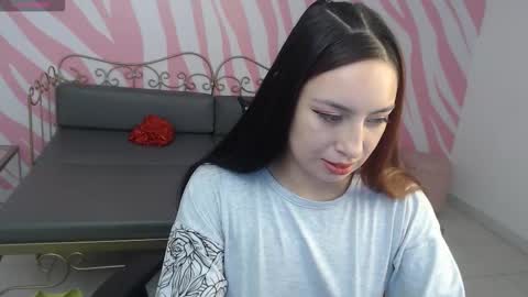 Snapshot of scarlet_queen4 chatting on 14, 2, 2026 Kimberly online show from 14, 2, 2026