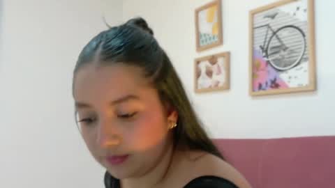 scarlet_queen7 online show from 28, 5, 2026