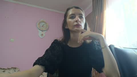 Scarlet online show from 27, 5, 2026