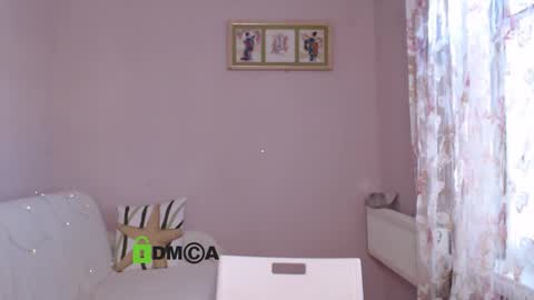 scarlet_sweety online show from 11, 9, 2025