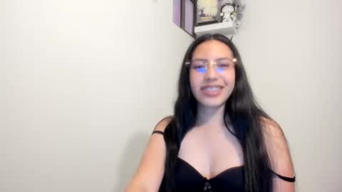 Scarlet online show from 6, 3, 2026