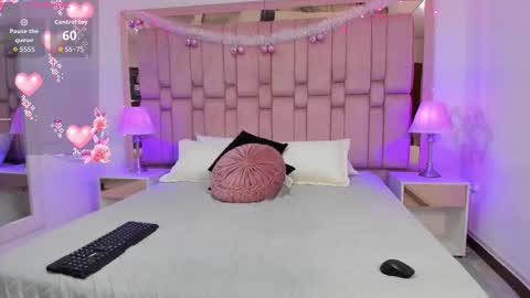 Scarlet online show from 14, 12, 2025