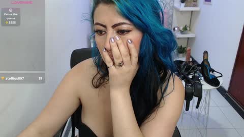 Scarleth online show from 8, 1, 2025
