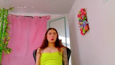 Snapshot of scarletjonesx chatting on 25, 4, 2026 Denis online show from 25, 4, 2026