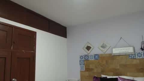 Snapshot of scarletlevis chatting on 26, 9, 2025 scarlet online show from 26, 9, 2025