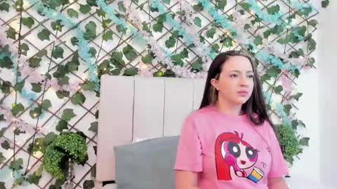 Snapshot of scarletlevis chatting on 28, 11, 2025 scarlet online show from 28, 11, 2025