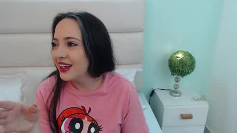 Snapshot of scarletlevis chatting on 16, 3, 2026 scarlet online show from 16, 3, 2026