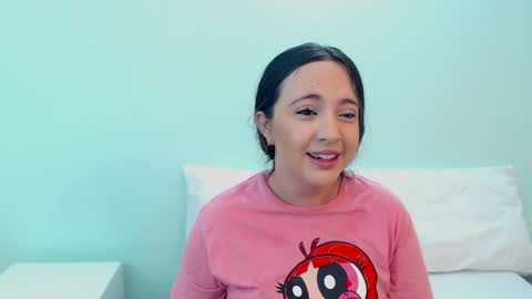 Snapshot of scarletlevis chatting on 6, 4, 2026 scarlet online show from 6, 4, 2026