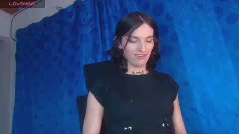 Snapshot of scarlett_crastrawberry chatting on 24, 10, 2025 scarlet online show from 24, 10, 2025