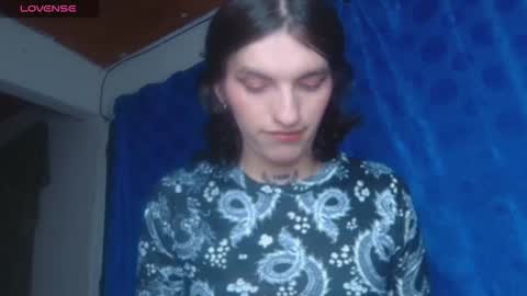 Snapshot of scarlett_crastrawberry chatting on 7, 11, 2025 scarlet online show from 7, 11, 2025