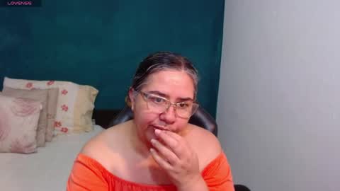 Snapshot of scarlett_duboi1 chatting on 5, 5, 2026 Scarlett online show from 5, 5, 2026