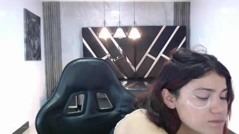 Snapshot of scarlett_jhonson_ch chatting on 12, 4, 2026 scarlett_jhonson_ch online show from 12, 4, 2026