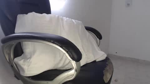 Scarlett online show from 4, 3, 2025