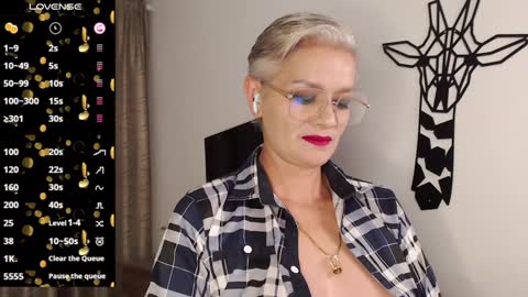 Scarlett online show from 29, 1, 2025