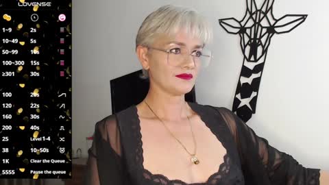 Scarlett online show from 5, 2, 2025