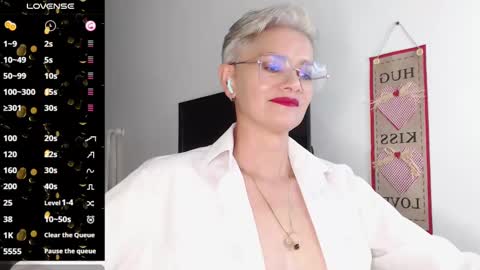 Scarlett online show from 11, 2, 2025