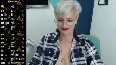Scarlett online show from 11, 3, 2025