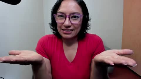 Snapshot of scarlett_sax chatting on 21, 5, 2026 Scarlett sax online show from 21, 5, 2026