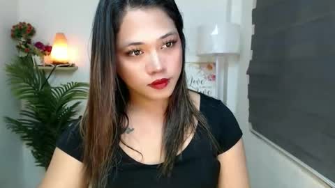 Snapshot of scarlett_sofia69 chatting on 3, 10, 2025 online show from 3, 10, 2025