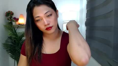 Snapshot of scarlett_sofia69 chatting on 20, 11, 2025 online show from 20, 11, 2025