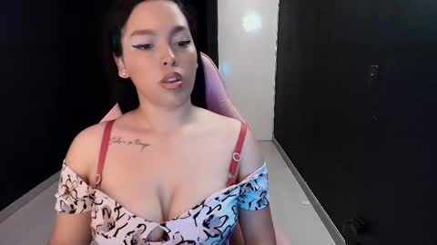 scarlett velvet  online show from 16, 3, 2026