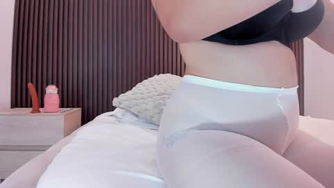 Snapshot of scarlett_voss1 chatting on 25, 6, 2026 SCARLETT online show from 25, 6, 2026