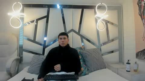 Snapshot of scarlettandlucas chatting on 2, 3, 2026 Scarlett and Lucas online show from 2, 3, 2026