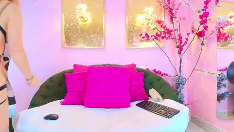 Snapshot of scarlette04 chatting on 16, 2, 2026 SCARLETTE online show from 16, 2, 2026