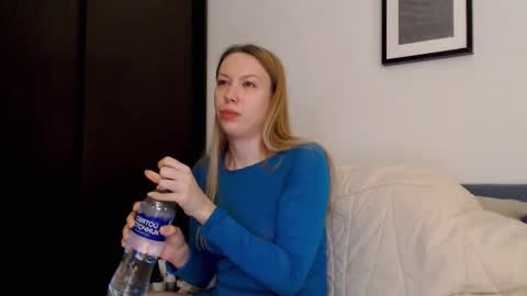 Scarlett online show from 17, 11, 2025