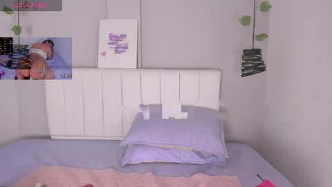 Scarleth  online show from 8, 4, 2026