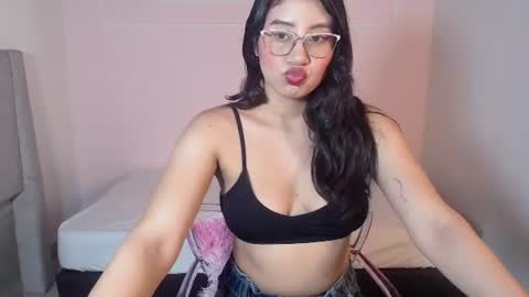 Snapshot of scarlettray5 chatting on 31, 7, 2026 scarlettray5 online show from 31, 7, 2026