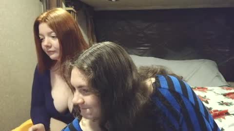 Snapshot of scarletttsinner chatting on 21, 5, 2026 scarletttsinner online show from 21, 5, 2026