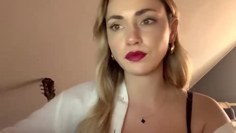ScarlettxBlonde online show from 21, 3, 2026